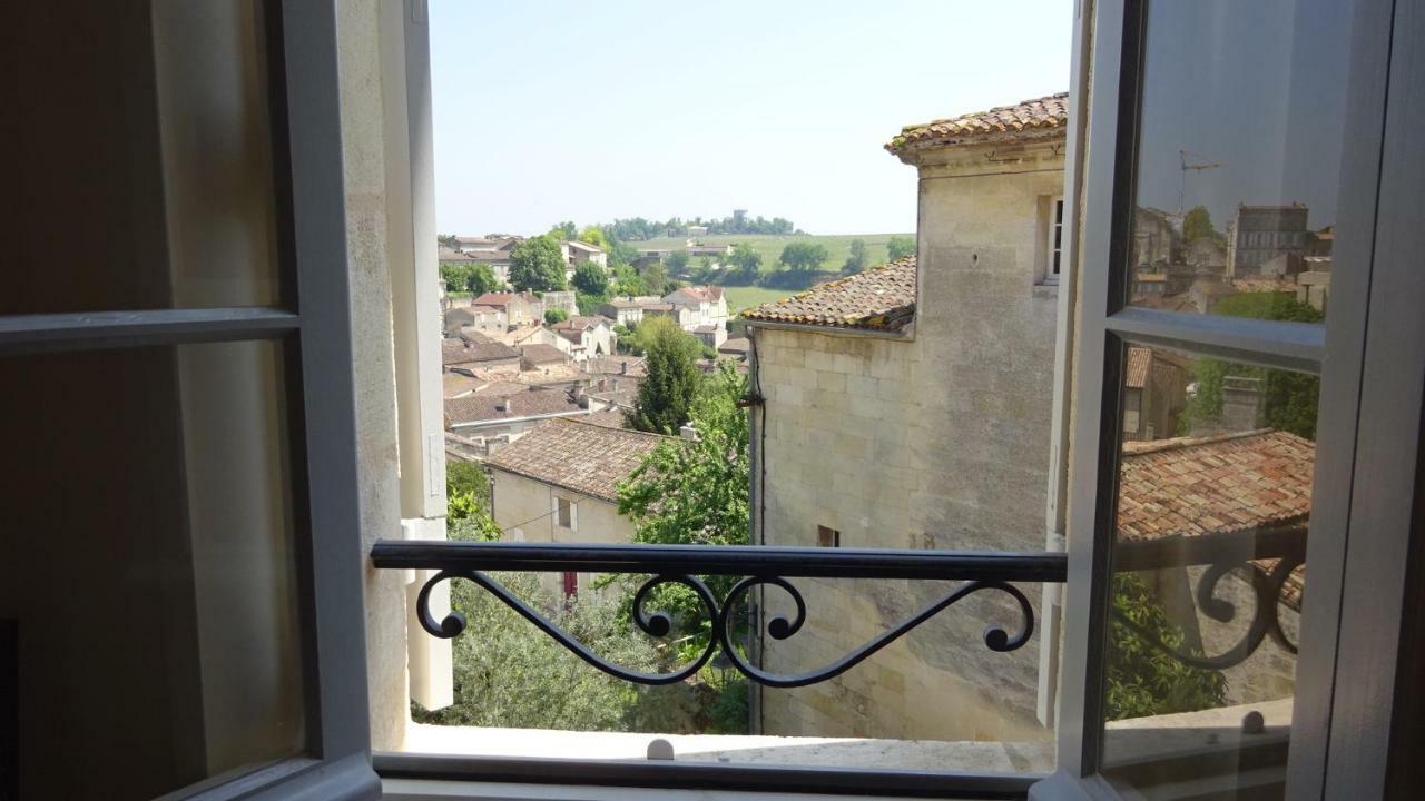 La Maison D Artiste Saint-Emilion Exterior photo